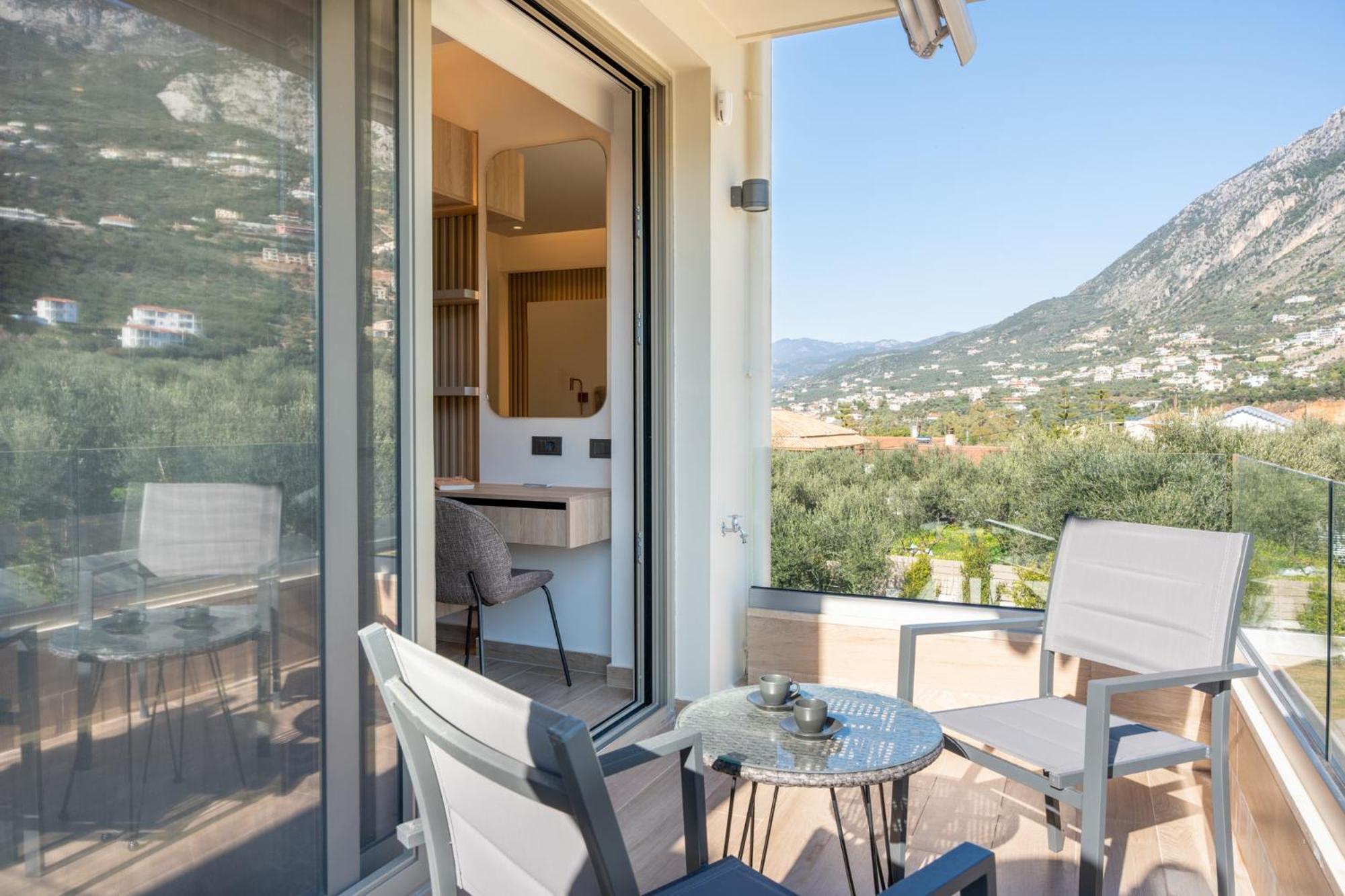 Esthisea Suites Kalamata Eksteriør billede