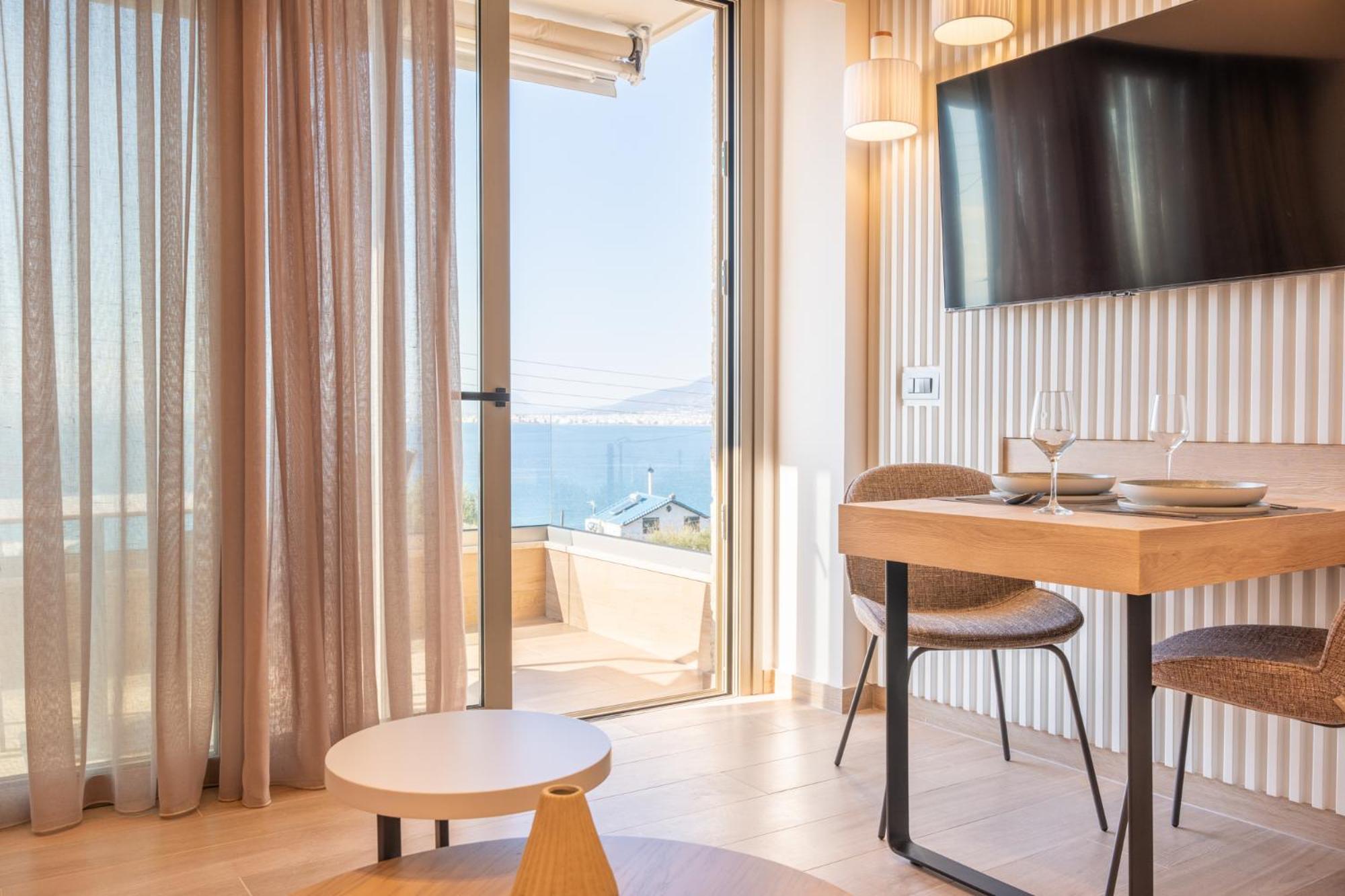 Esthisea Suites Kalamata Eksteriør billede
